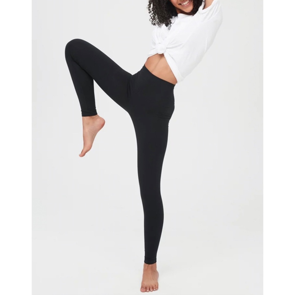 aerie High-Rise Black Leggings